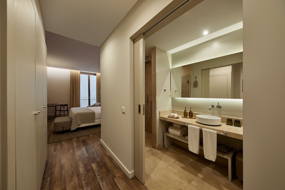Sant Jaume Design Hotel — Hotel rooms in Palma de Mallorca, Balearic Islands