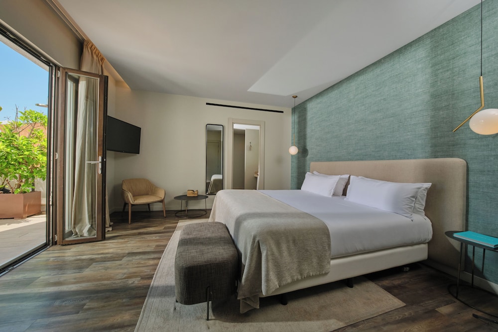 Sant Jaume Design Hotel — Hotel rooms in Palma de Mallorca, Balearic Islands
