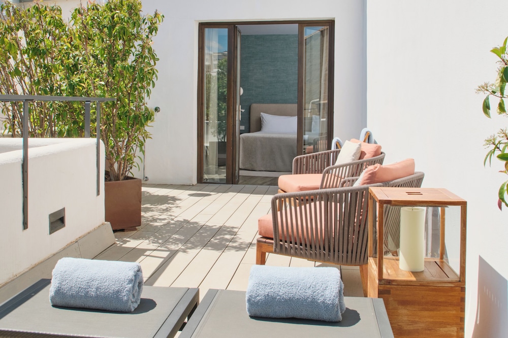 Sant Jaume Design Hotel — Beach in Palma de Mallorca, Balearic Islands