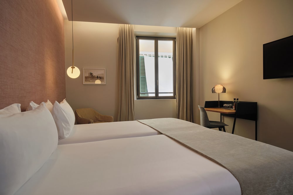 Sant Jaume Design Hotel — Hotel rooms in Palma de Mallorca, Balearic Islands
