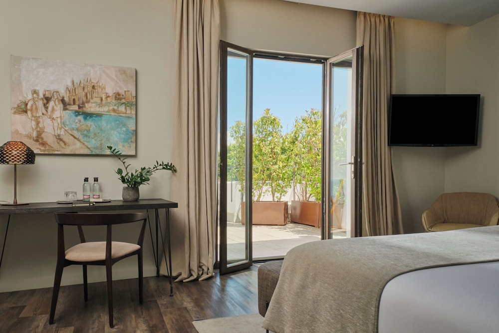 Sant Jaume Design Hotel — Hotel rooms in Palma de Mallorca, Balearic Islands