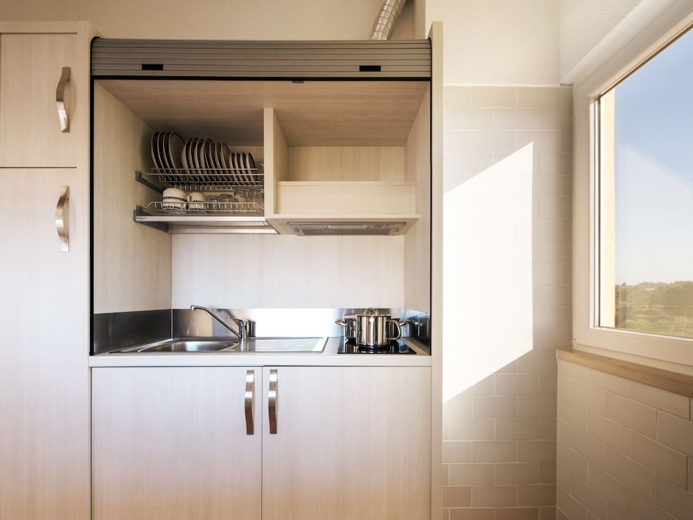 Meia Praia Lagos - Beach Club Apartments — Hotel rooms in Lagos, Faro