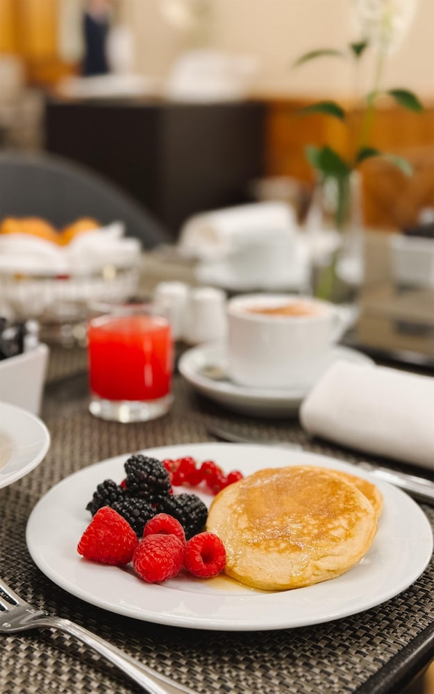 Dom Pedro Lisboa Hotel, a member of Radisson Individuals — Restaurant & bars in Lisbon, Lisboa