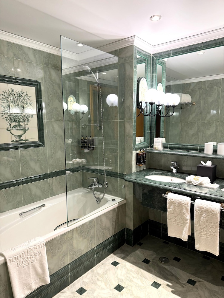 Dom Pedro Lisboa Hotel, a member of Radisson Individuals — Hotel rooms in Lisbon, Lisboa