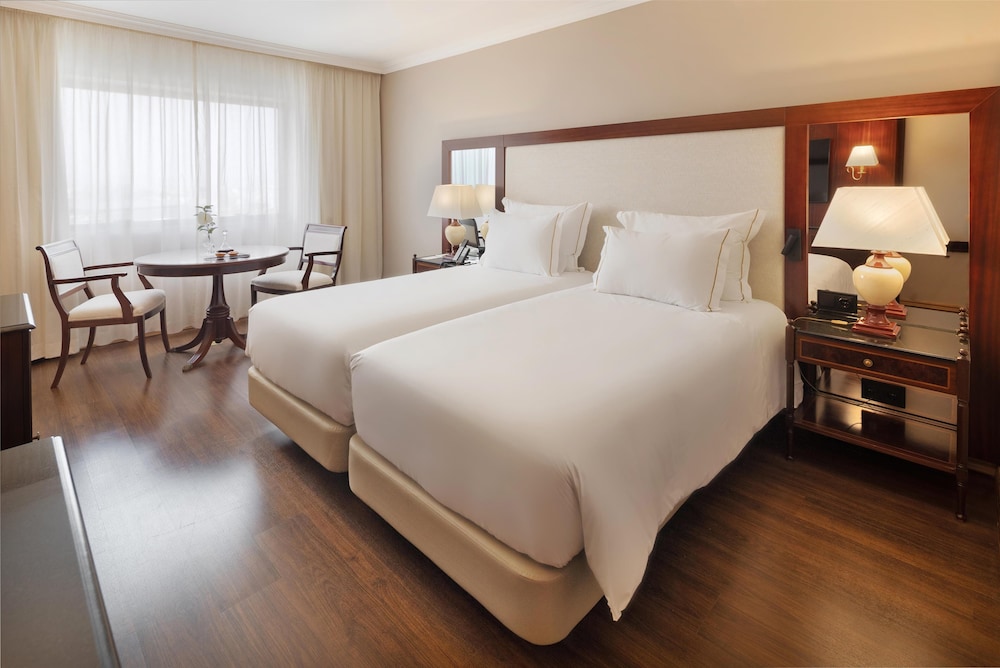 Dom Pedro Lisboa Hotel, a member of Radisson Individuals — Hotel rooms in Lisbon, Lisboa