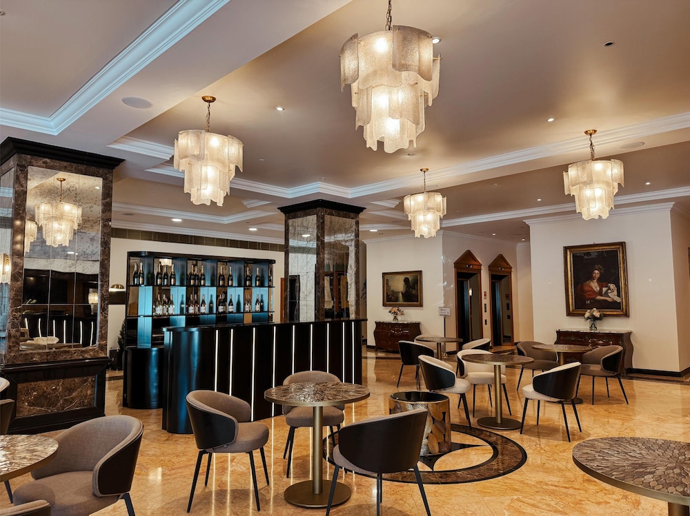 Dom Pedro Lisboa Hotel, a member of Radisson Individuals — Restaurant & bars in Lisbon, Lisboa