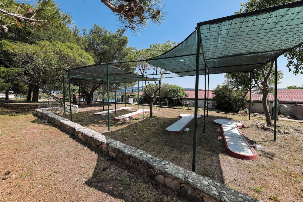 Apartments Medena — Sports & recreation in Seget Donji, Split-Dalmatia