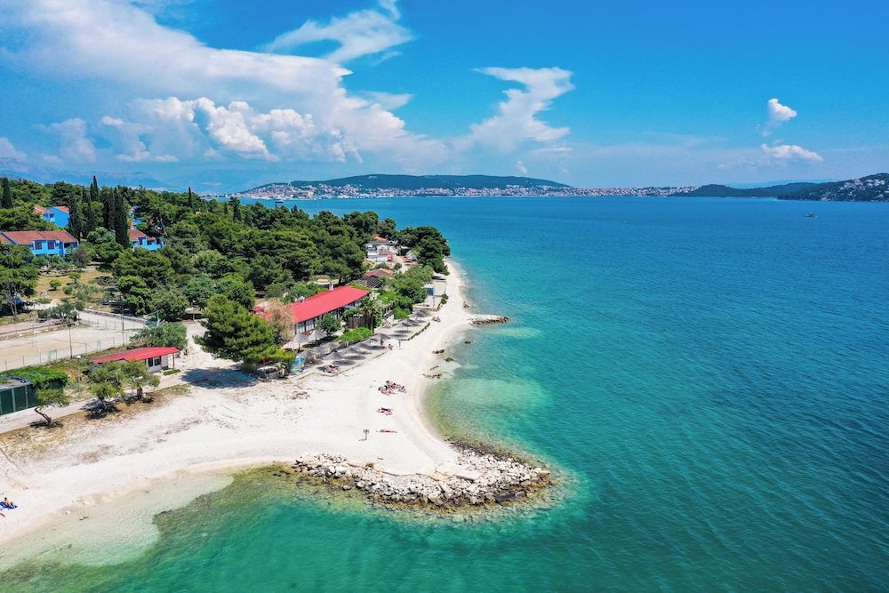 Apartments Medena — Main photo in Seget Donji, Split-Dalmatia