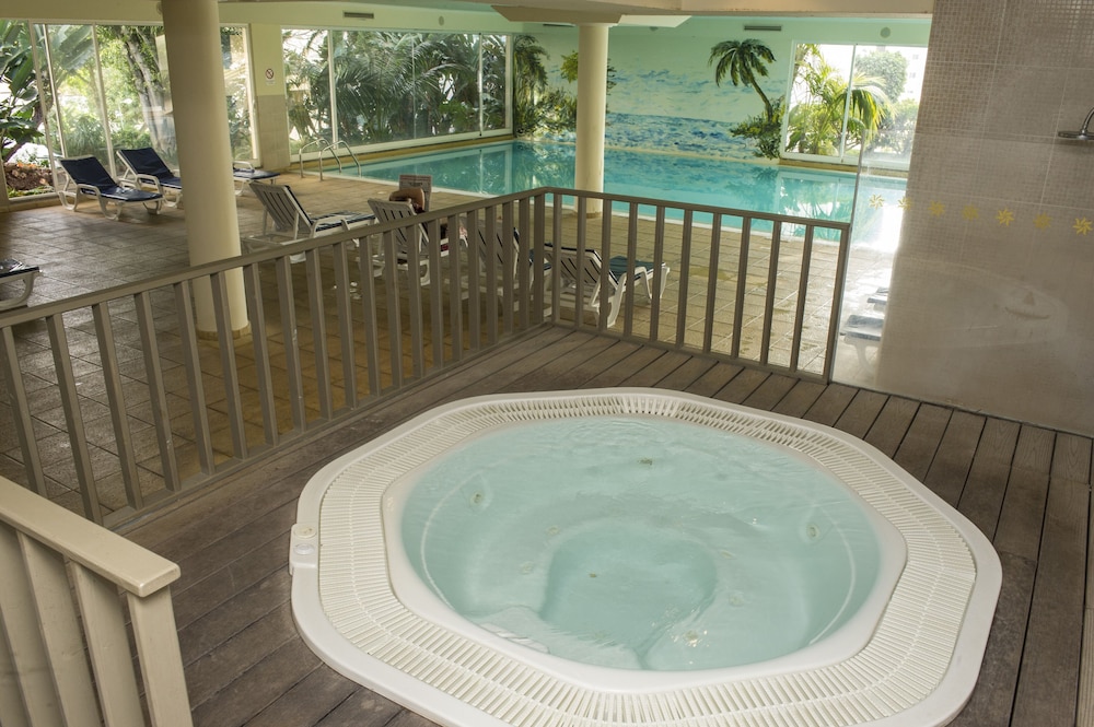 Dorisol Estrelicia Hotel — Spa in Funchal, Madeira