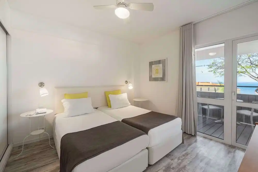 Florasol Residence Hotel — Hotel rooms in Funchal, Madeira