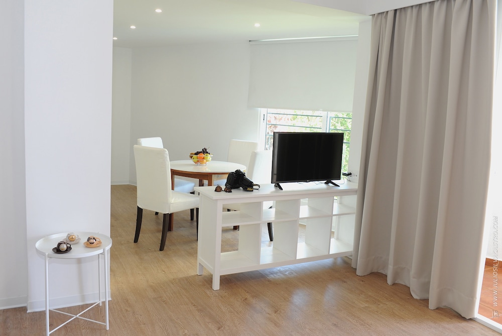 Florasol Residence Hotel — Hotel rooms in Funchal, Madeira