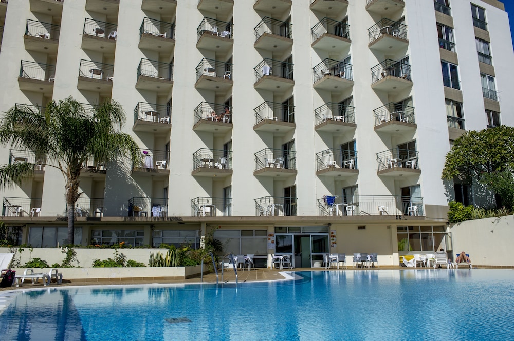 Florasol Residence Hotel — Hotel building in Funchal, Madeira