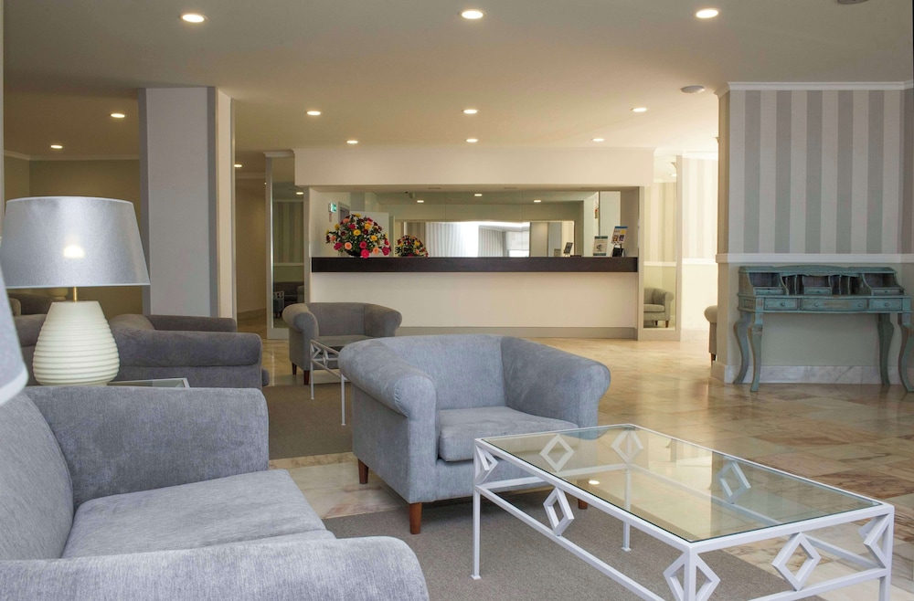 Florasol Residence Hotel — Hotel building in Funchal, Madeira