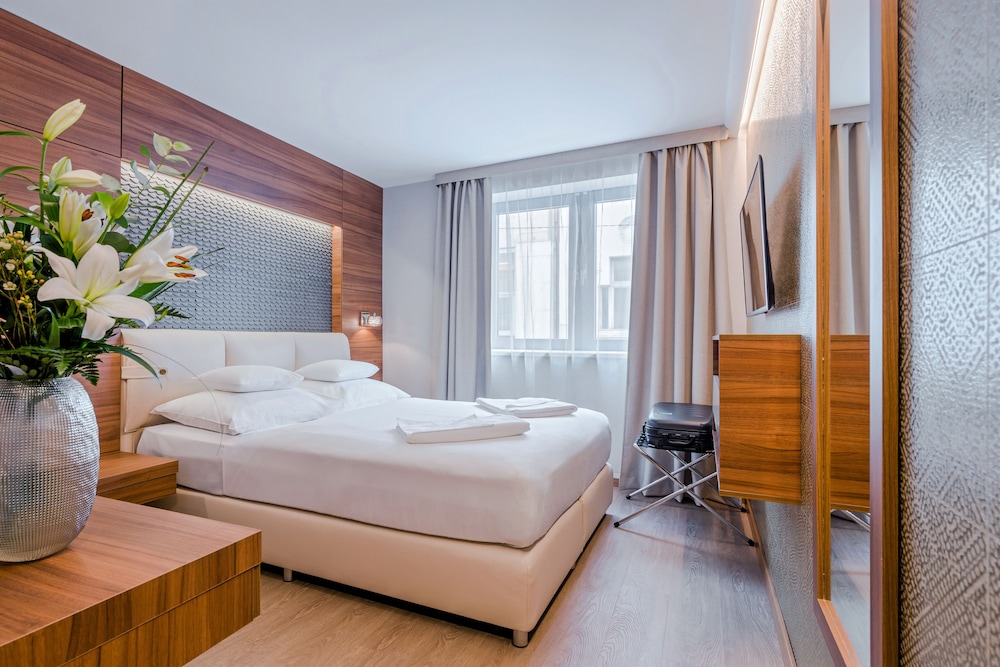 Charm Hotel Budapest  (formerly Boutique Hotel Budapest) - zdjęcie 3
