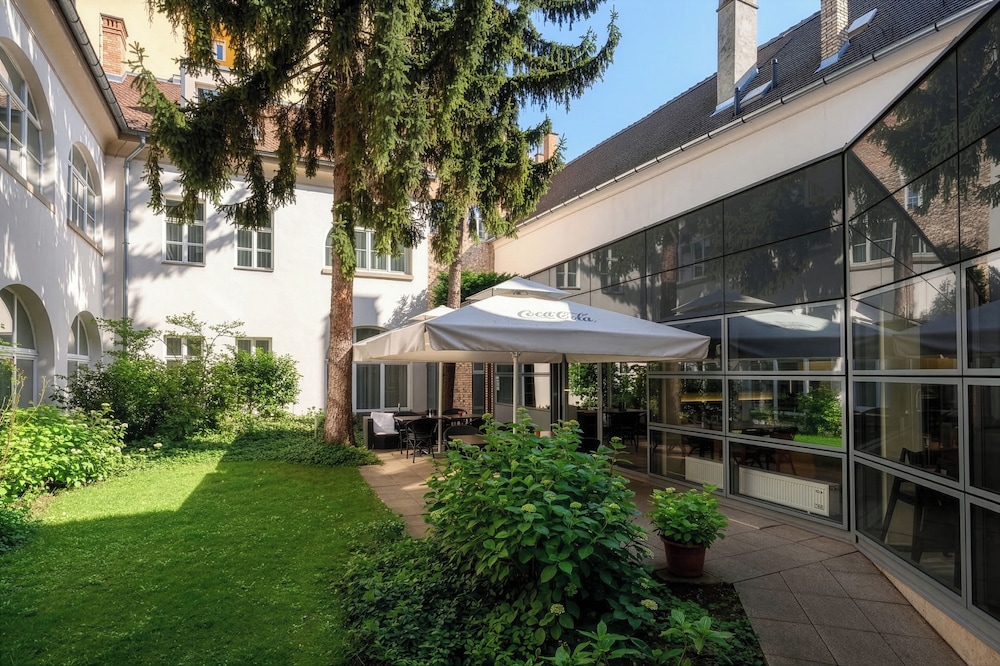 Buda Castle Hotel - zdjęcie 2