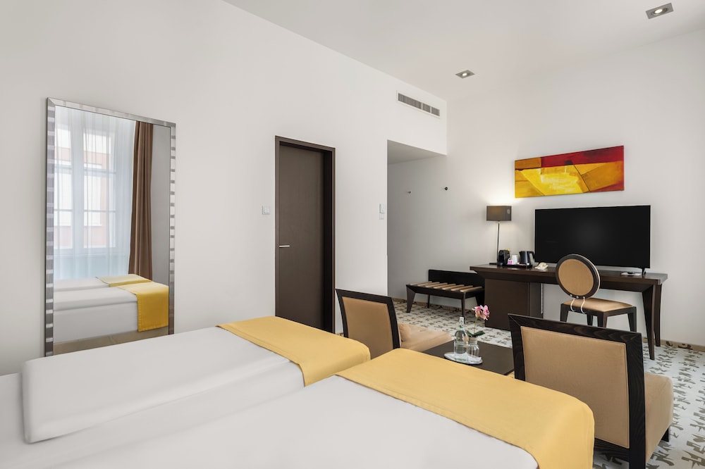 Buda Castle Hotel — Hotel rooms in Budapest, Budapest