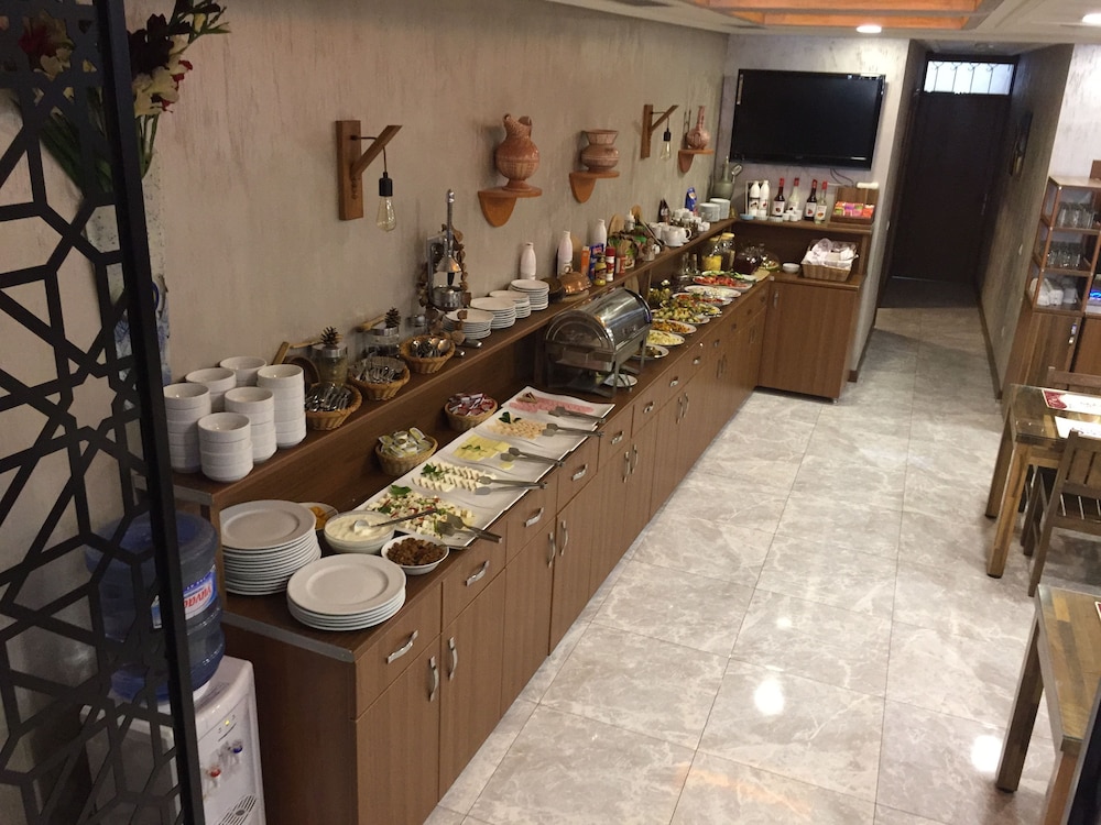 Sarnic Hotel Ottoman Mansion — Restaurant & bars in Istanbul, Istanbul