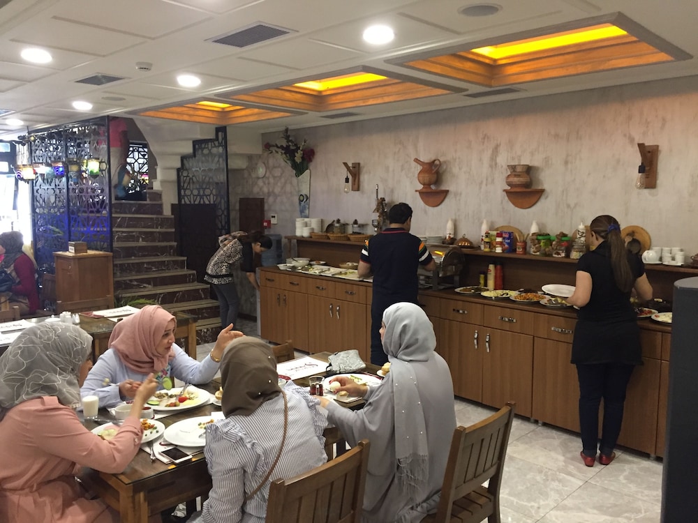 Sarnic Hotel Ottoman Mansion — Restaurant & bars in Istanbul, Istanbul