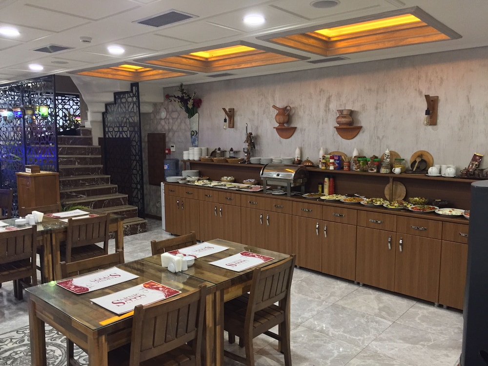 Sarnic Hotel Ottoman Mansion — Restaurant & bars in Istanbul, Istanbul