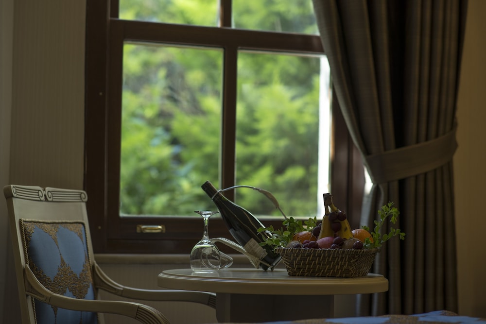 Sarnic Hotel Ottoman Mansion — Hotel rooms in Istanbul, Istanbul