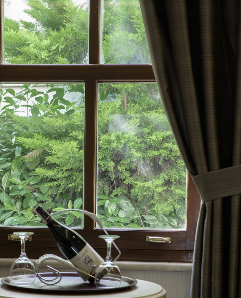 Sarnic Hotel Ottoman Mansion — Hotel rooms in Istanbul, Istanbul