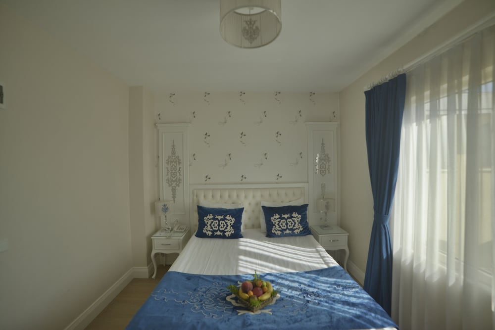 Sarnic Hotel Ottoman Mansion — Hotel rooms in Istanbul, Istanbul