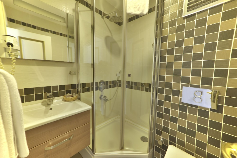 Sarnic Hotel Ottoman Mansion — Hotel rooms in Istanbul, Istanbul