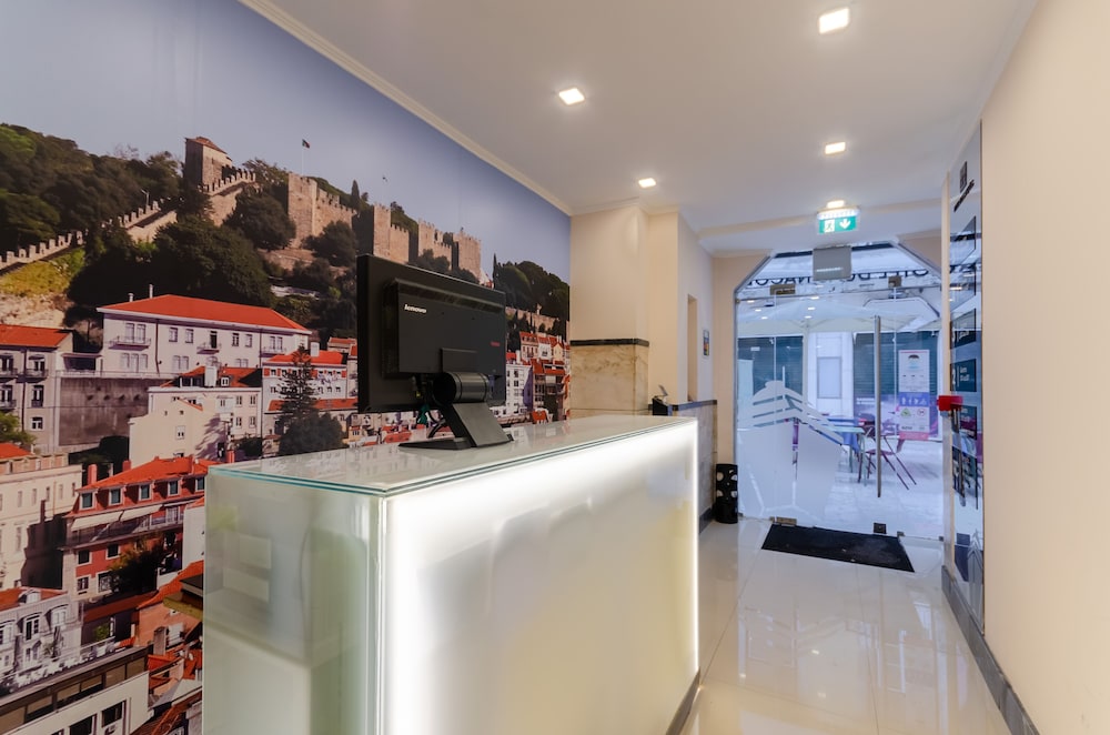Hotel Duas Nacoes — Hotel building in Lisbon, Lisboa