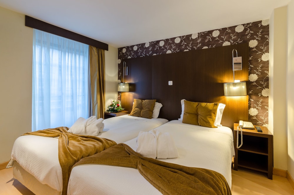 Hotel Duas Nacoes — Hotel rooms in Lisbon, Lisboa