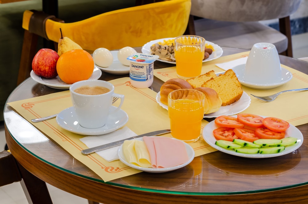 Hotel Duas Nacoes — Restaurant & bars in Lisbon, Lisboa