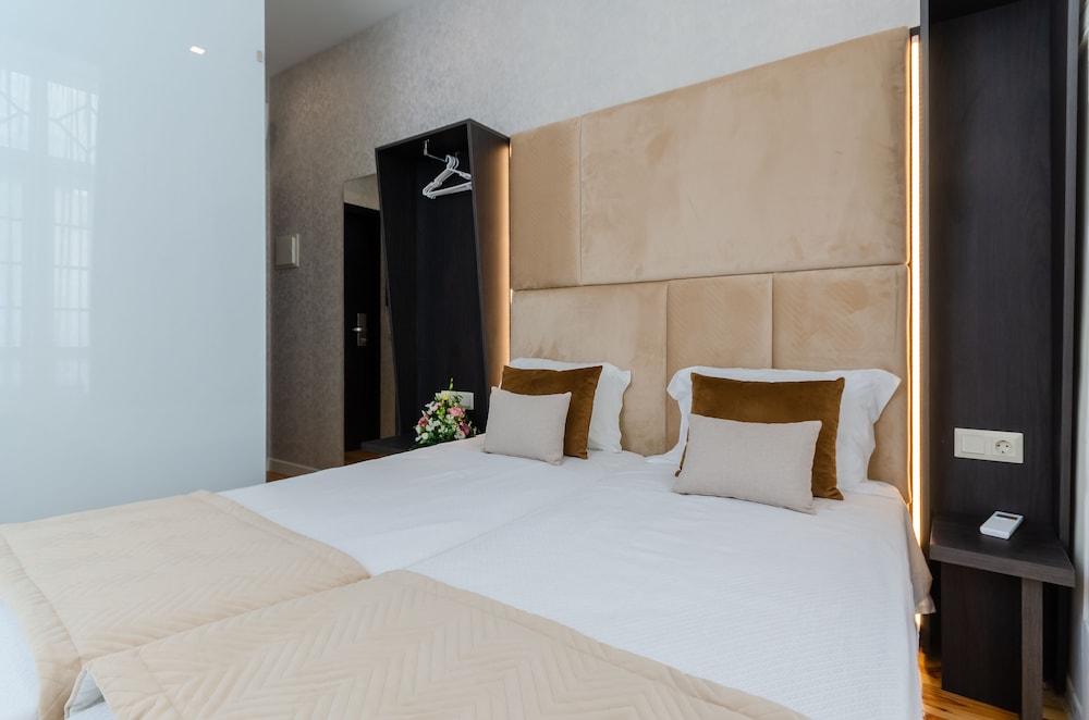Hotel Duas Nacoes — Hotel rooms in Lisbon, Lisboa