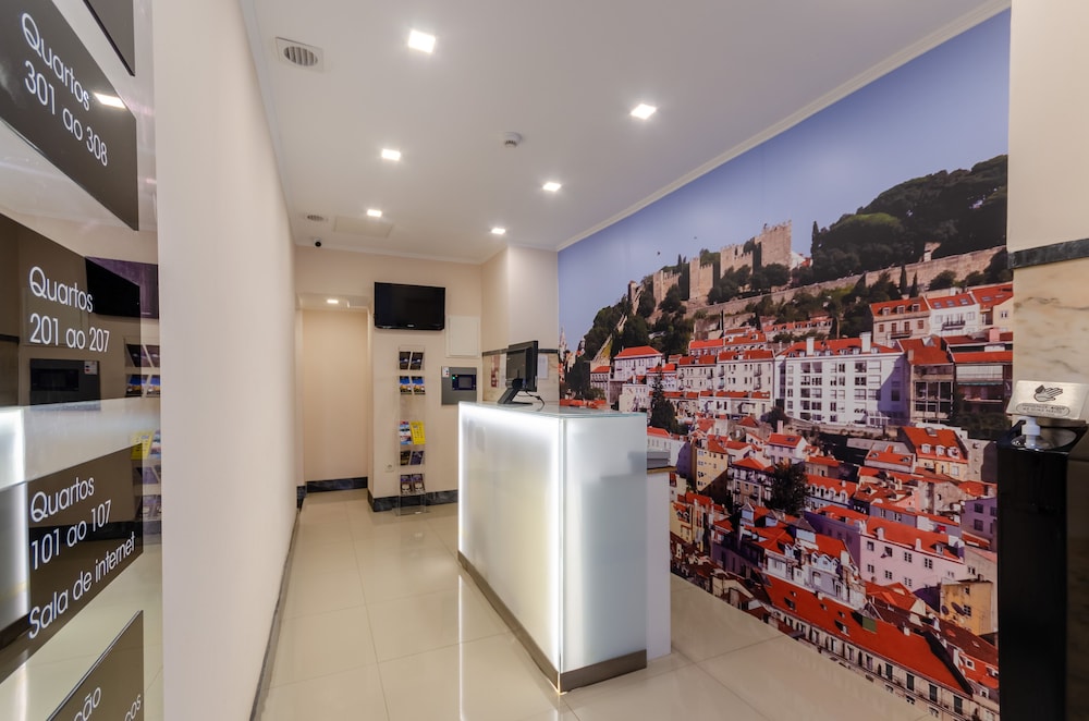 Hotel Duas Nacoes — Hotel building in Lisbon, Lisboa