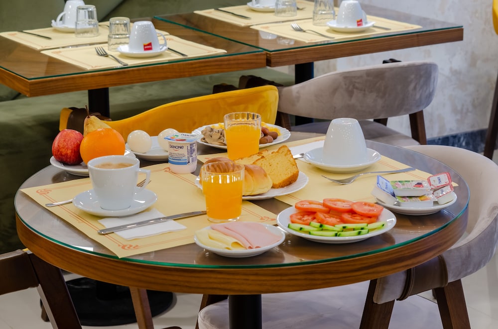 Hotel Duas Nacoes — Restaurant & bars in Lisbon, Lisboa