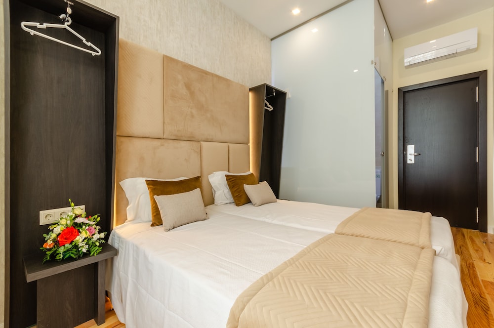 Hotel Duas Nacoes — Hotel rooms in Lisbon, Lisboa