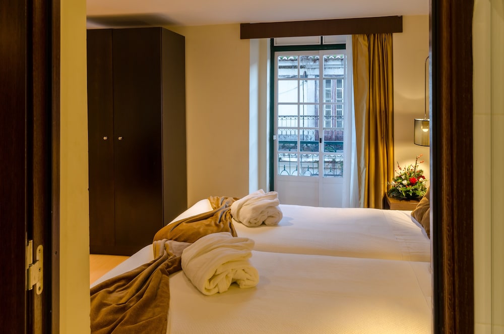 Hotel Duas Nacoes — Hotel rooms in Lisbon, Lisboa
