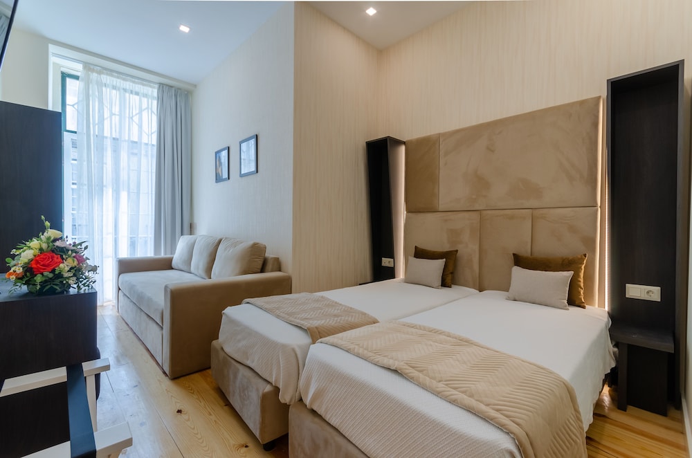 Hotel Duas Nacoes — Hotel rooms in Lisbon, Lisboa