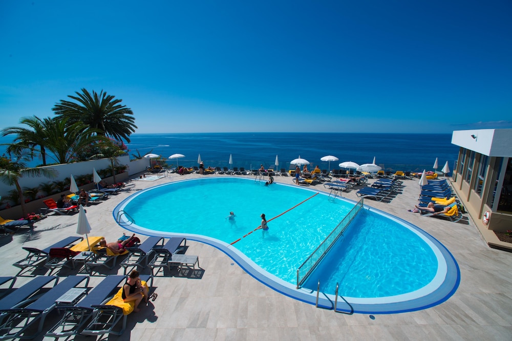 Hotel Duas Torres — Main photo in Funchal, Madeira
