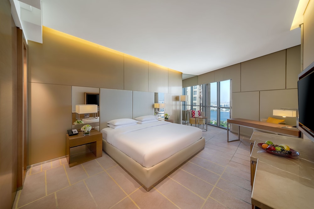 Hyatt Regency Dubai Creek Heights Residences — Hotel rooms in Dubai