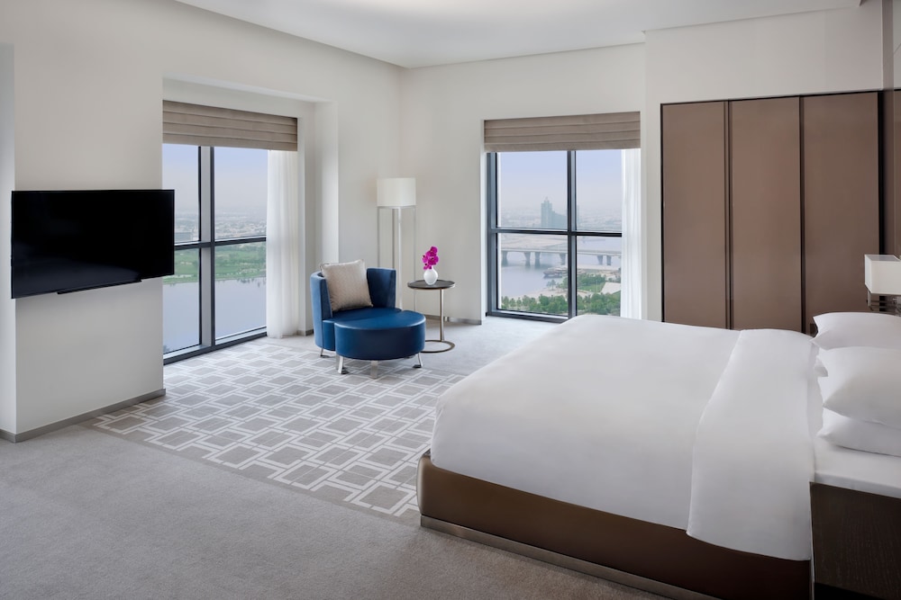 Hyatt Regency Dubai Creek Heights Residences — Hotel rooms in Dubai