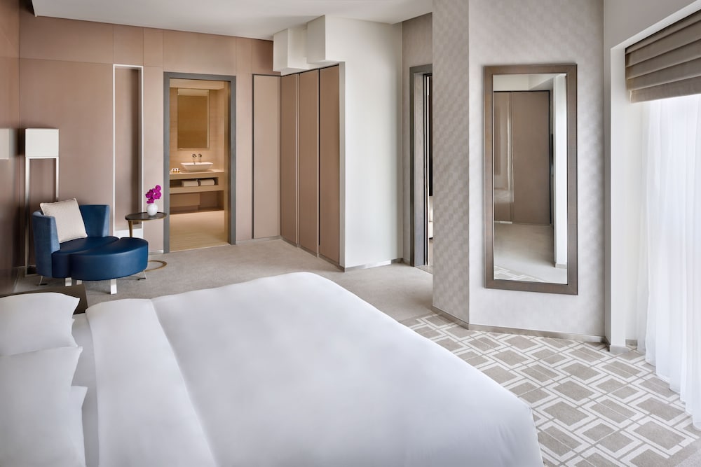 Hyatt Regency Dubai Creek Heights Residences — Hotel rooms in Dubai