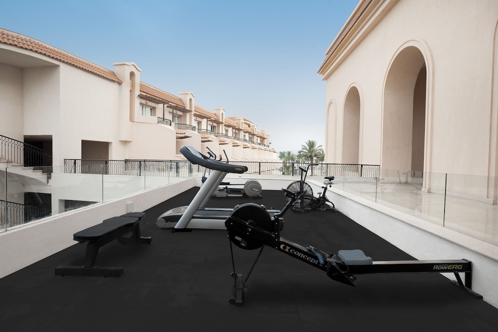 V Grand Beach Resort Sahl Hasheesh — Sports & recreation in Sahl Hasheesh, Red Sea
