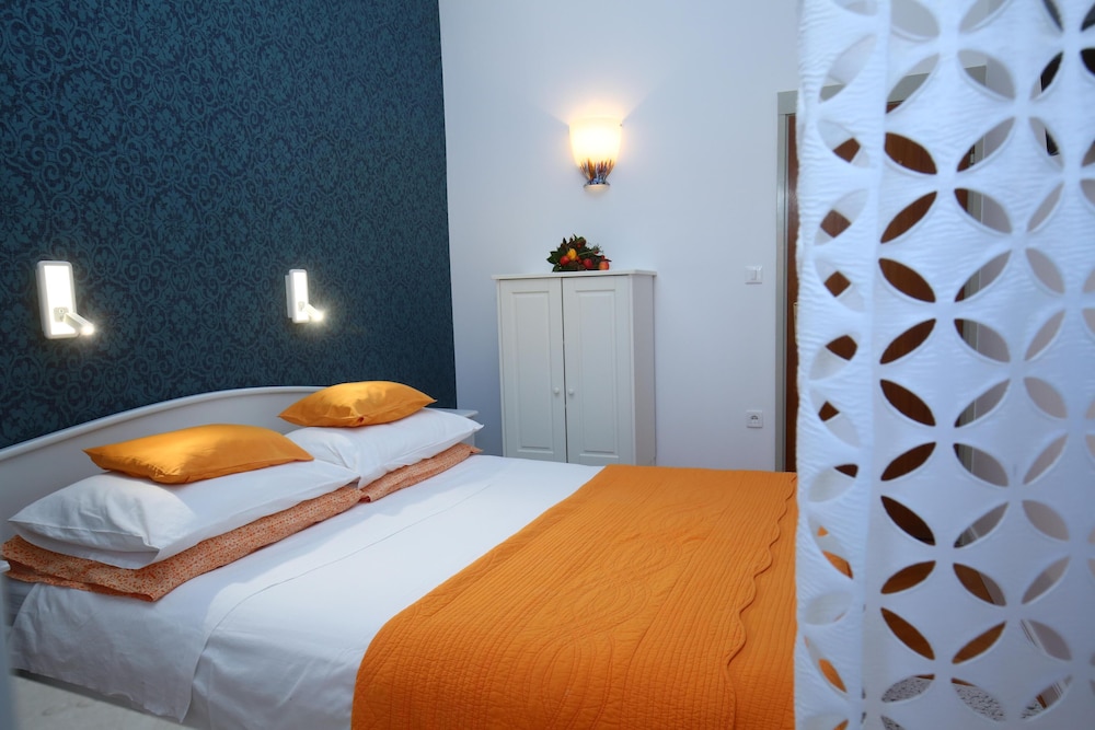 Apartments Marmont — Hotel rooms in Split, Split-Dalmatia