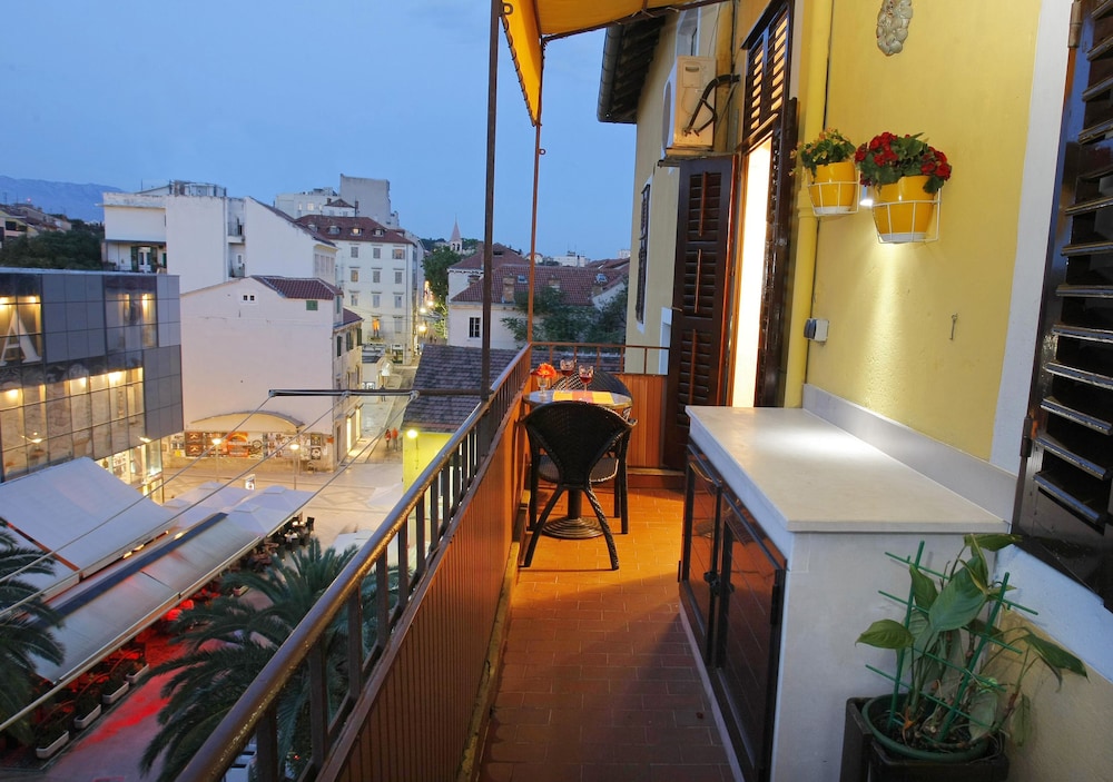 Apartments Marmont — Hotel rooms in Split, Split-Dalmatia