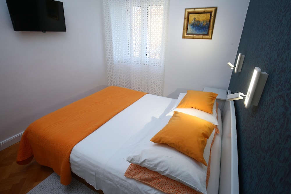 Apartments Marmont — Hotel rooms in Split, Split-Dalmatia