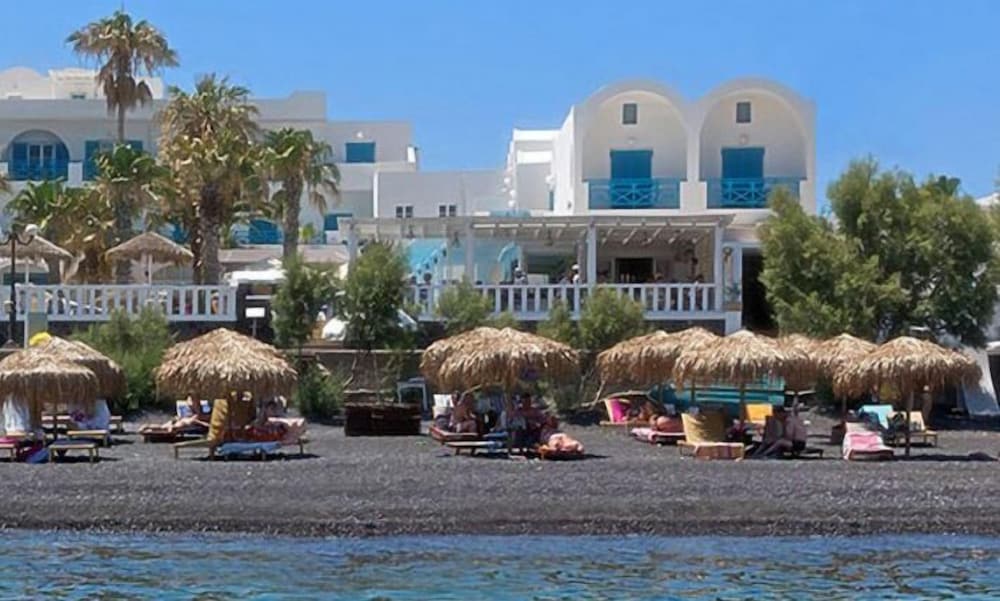 Kamari Beach Hotel — Beach in Kamari, South Aegean