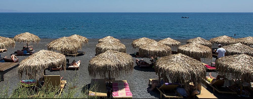 Kamari Beach Hotel — Beach in Kamari, South Aegean