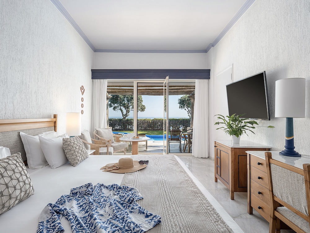 Leptos Panorama Hotel — Hotel rooms in Chania