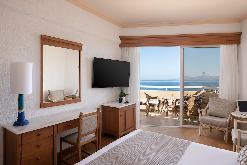 Leptos Panorama Hotel — Hotel rooms in Chania