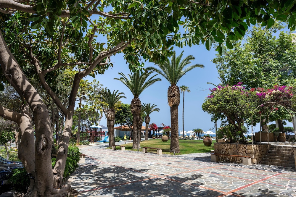Leptos Panorama Hotel — Attractions in the area in Chania