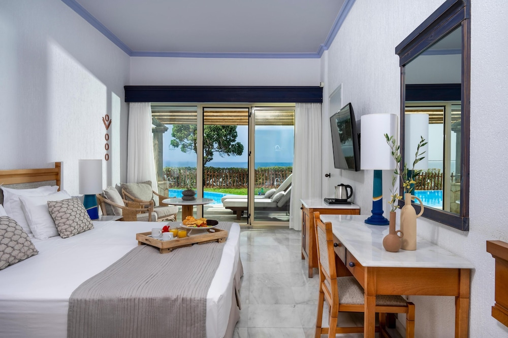 Leptos Panorama Hotel — Hotel rooms in Chania